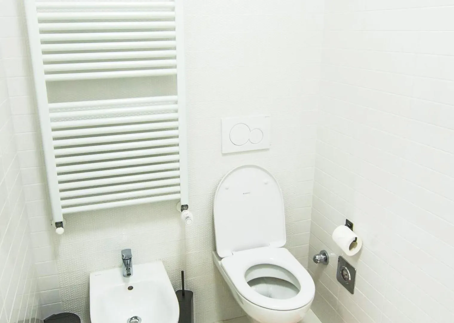 アパート Queen Home Martinne For Long Rent ボローニャ