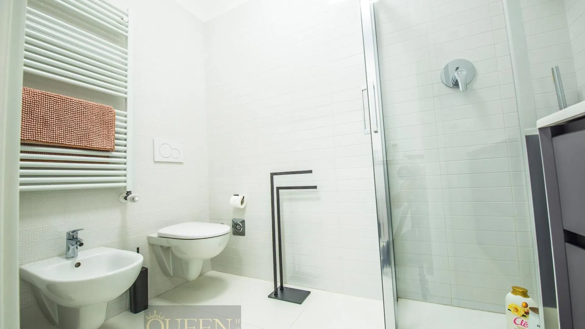 Queen Home Martinne For Long Rent ボローニャ 0*,