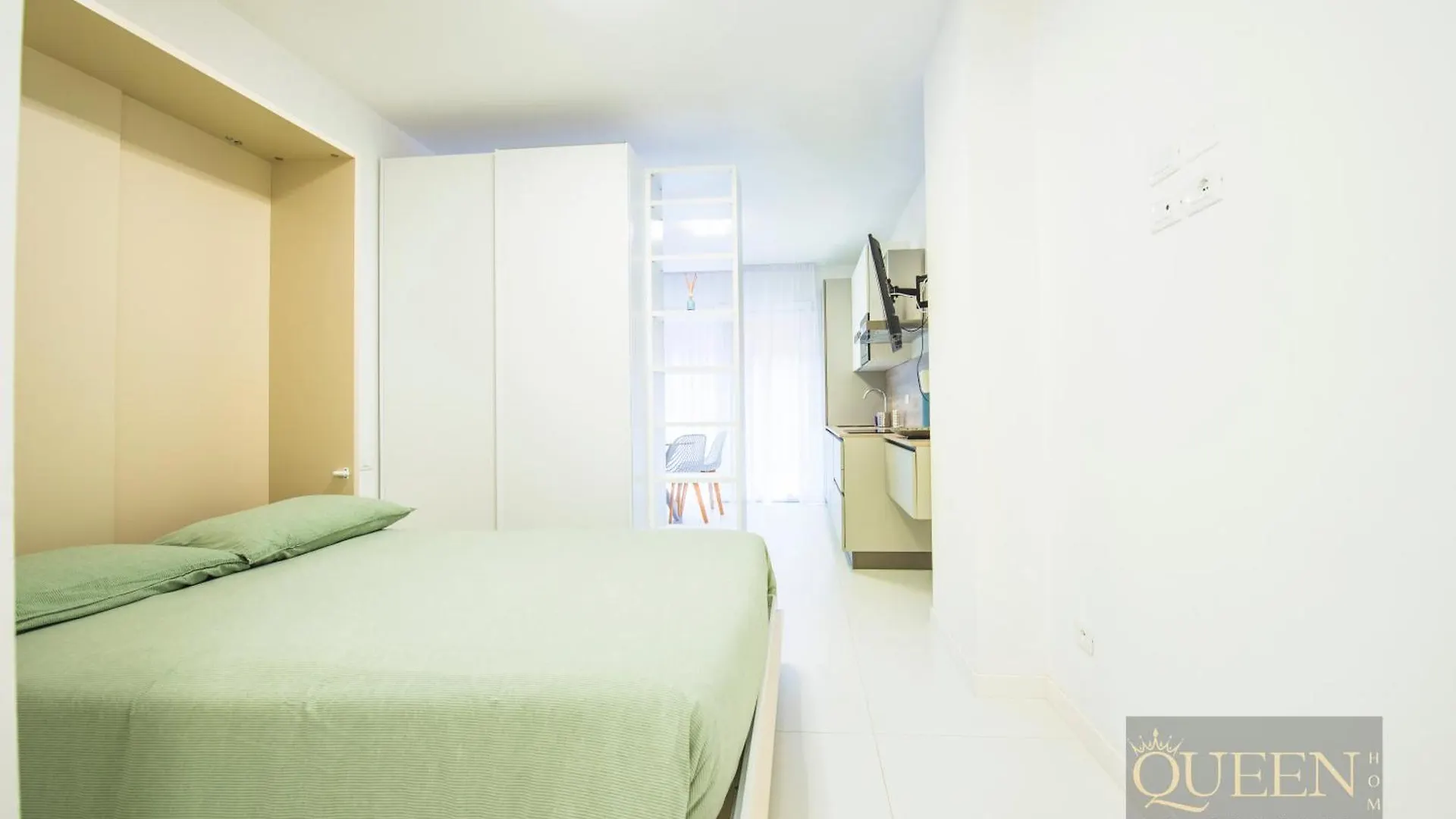 Queen Home Martinne For Long Rent ボローニャ 0*,